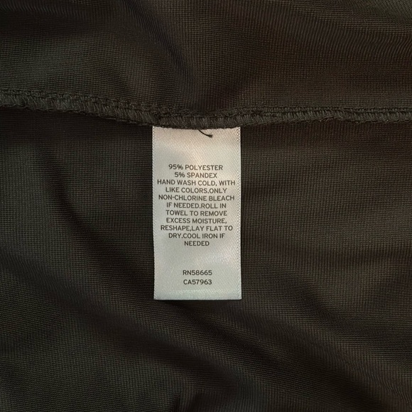 MELROSE AND MARKET Cowl Neck Sleeveless Velvet Midi Dress In Black- Size S - Picture 4 of 6